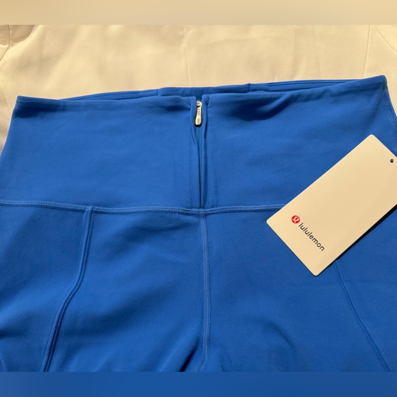 NWT Pipe Dream Blue Lululemon Align High Rise Zip Front 25”/ Size 12💙 - Picture 3 of 8